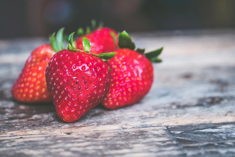 Keuntungan Menjalankan Usaha Strawberry